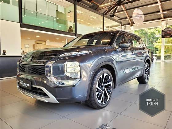 MITSUBISHI OUTLANDER 2.4 PHEV SIGNATURE S-AWC DHT MITSUBISHI OUTLANDER 2.4 PHEV SIGNATURE S-AWC DHT
